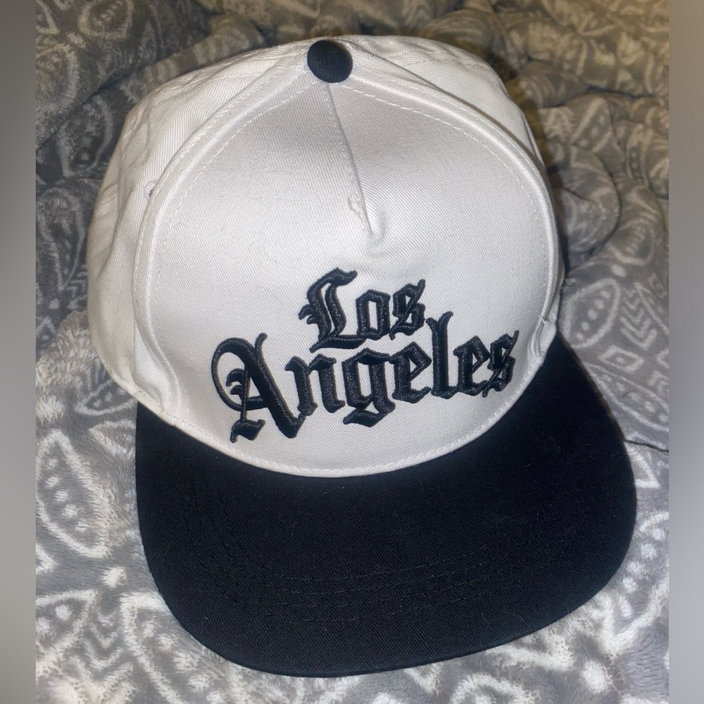 Los Angeles snapback hat :)